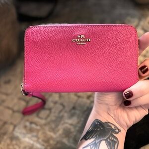 Coach Pink Leather Wallet with Gold Logo NWOT
